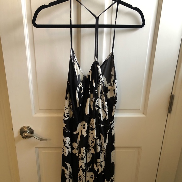 Banana Republic Black and White Floral Maxi - Picture 1 of 5